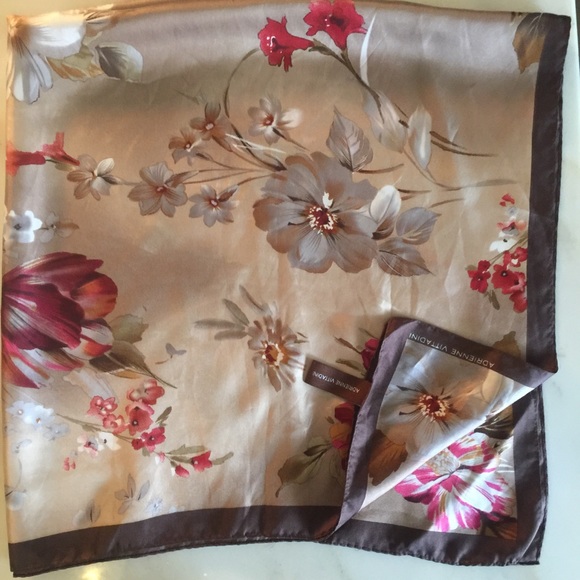 Adrienne Vittadini Accessories - Vtg Adrienne Vittadini Silk Floral Square Scarf